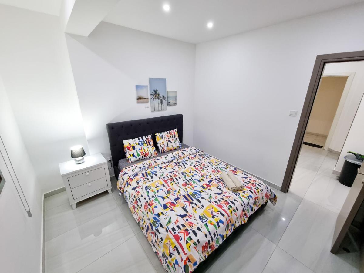 Sea La Vie Seaview Apartment Λάρνακα Εξωτερικό φωτογραφία