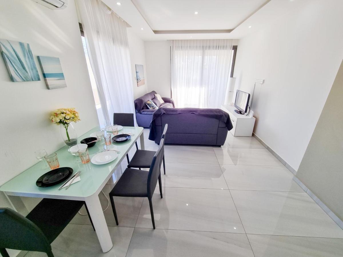 Sea La Vie Seaview Apartment Λάρνακα Εξωτερικό φωτογραφία