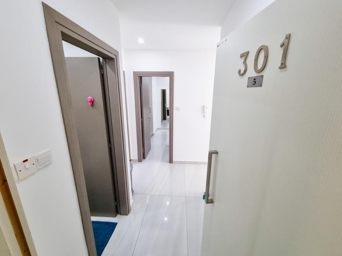 Sea La Vie Seaview Apartment Λάρνακα Εξωτερικό φωτογραφία